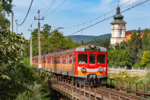EN71-015: Osielec
