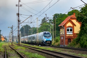 ED250-012: Potęgowo