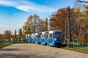 105Na #HZ267+HZ268+HZ269: Kraków, przystanek Kombinat