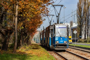 105Na #HZ284+HZ288+HZ289: Kraków, ul. Ujastek 105Na #HZ284+HZ288+HZ289: Kraków, ul. Ujastek