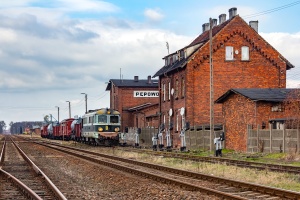 ST43-195: Pępowo