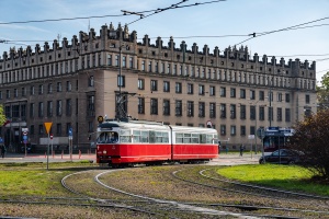 E1 #HW101: Kraków, ul. Ujastek