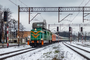 SM42-360+EU07-336: Szczecin Dąbie SM42-360+EU07-336: Szczecin Dąbie
