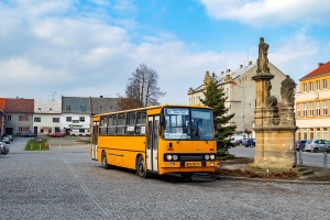 Ikarus 260.32 #DW 38E: Kopidlno, nám. Hilmarovo Ikarus 260.32 #DW 38E: Kopidlno, nám. Hilmarovo