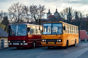 Ikarus 260.32 #DW 38E: Kouřim, ul. Kolínská Ikarus 260.32 #DW 38E: Kouřim, ul. Kolínská