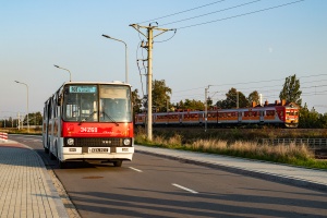 Ikarus 280.26 #34260; EN57-1331: Kraków, ul. Wizjonerów 
