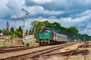 ST44-615+EP07-1040: Łubowo