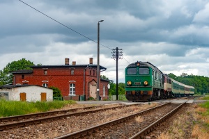 ST44-615+EP07-1040: Złocieniec - Rzęśnica ST44-615+EP07-1040: Złocieniec - Rzęśnica