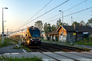 480 001: Półwieś