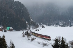 754 056: Stratená - Dedinky