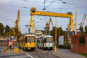 T6A2D #1213+1214: Szczecin, pętla Stocznia Szczecińska 